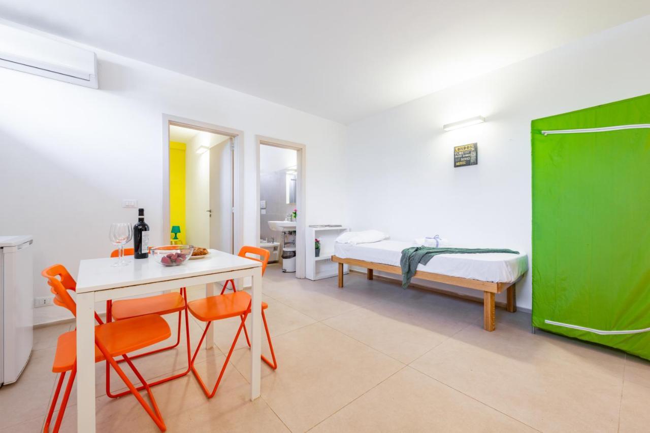 Casalmare Apartments One Step From The Sea Mola di Bari Εξωτερικό φωτογραφία