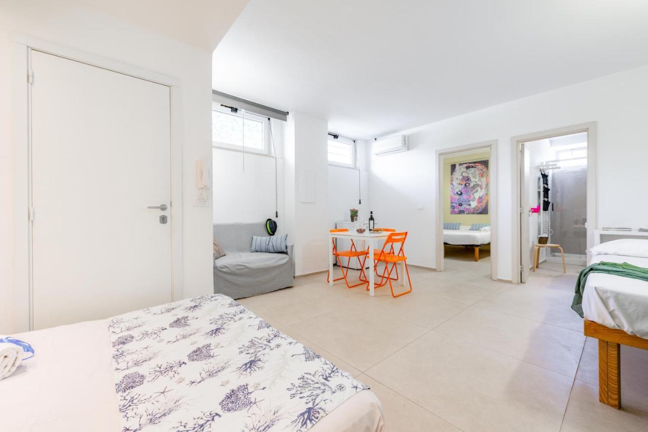 Casalmare Apartments One Step From The Sea Mola di Bari Εξωτερικό φωτογραφία